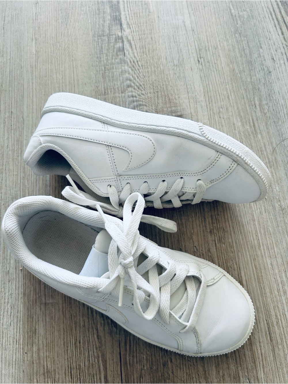 Nike Court Royale Triple White Low-Top Leather Sneakers 749867-105